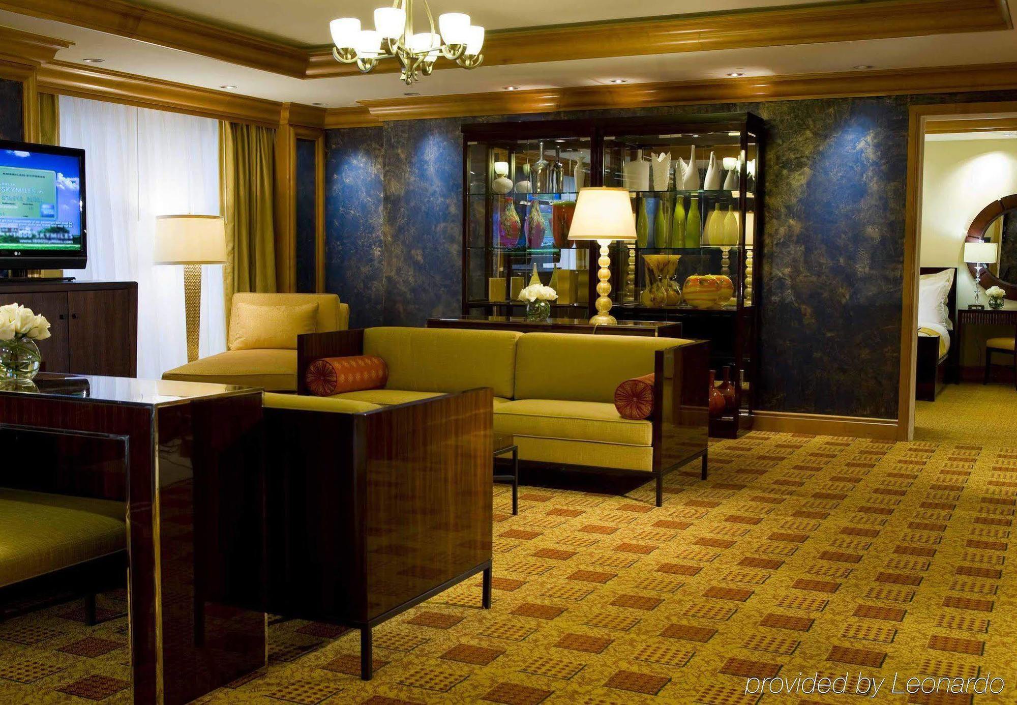 Bethesda North Marriott Hotel & Conference Center Restaurant photo